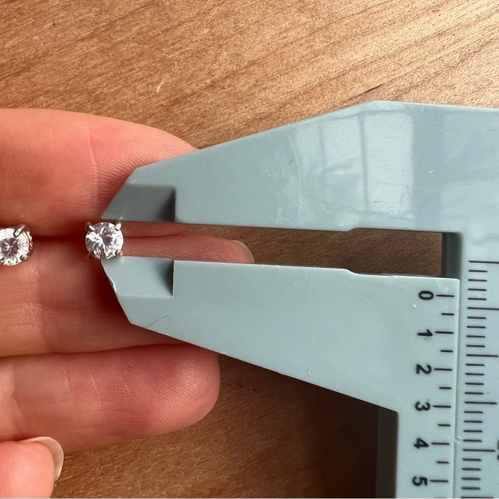 Cubic zirconia 925 Sterling silver stud earrings on posts